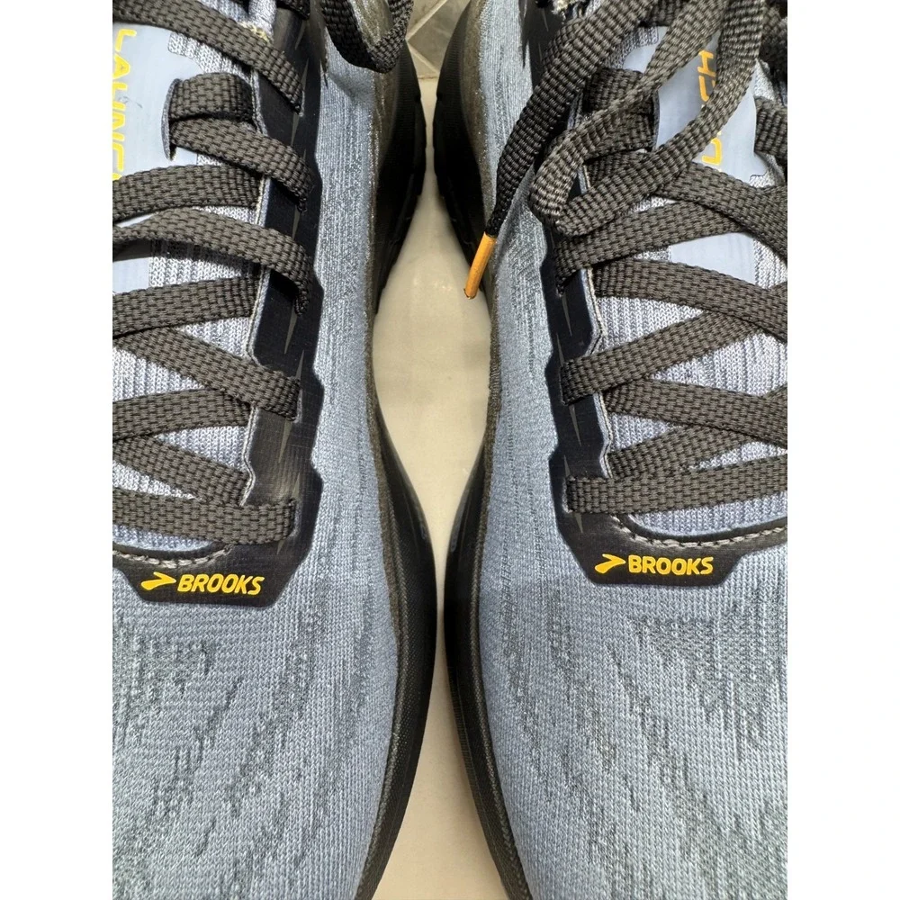 Brooks Launch 11 Running Shoes Mens Size 9 D 9D Blue Black Athletic Sneakers
